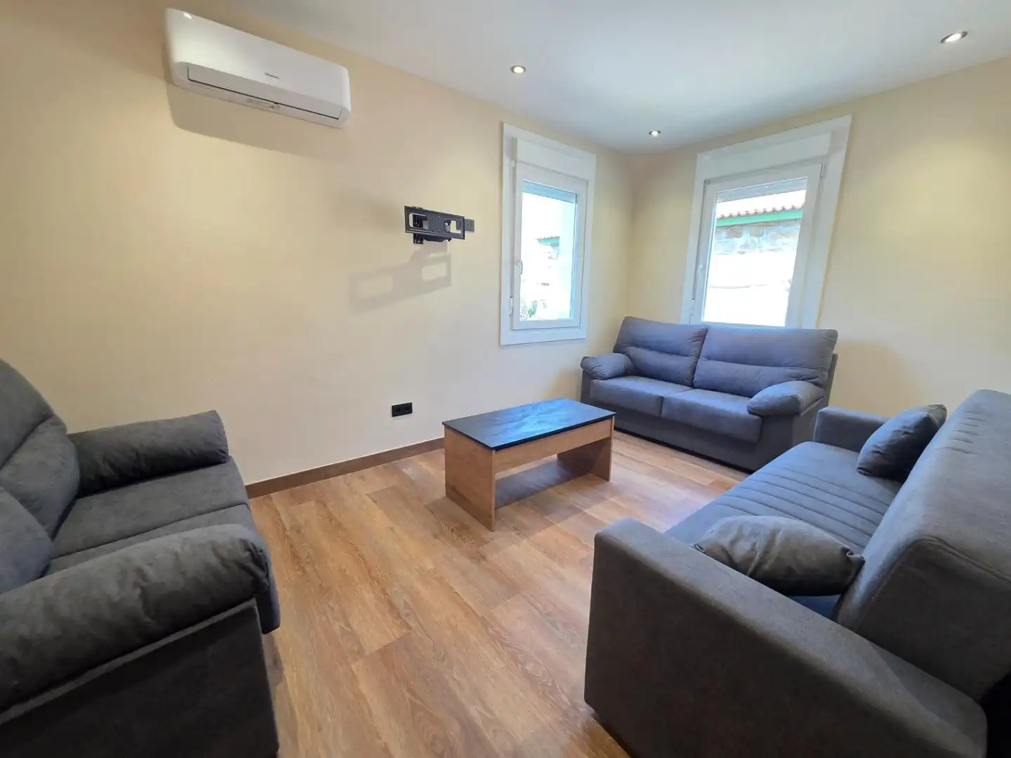 Sala d'estar de Casa o xalet de lloguer en Ourense Capital 