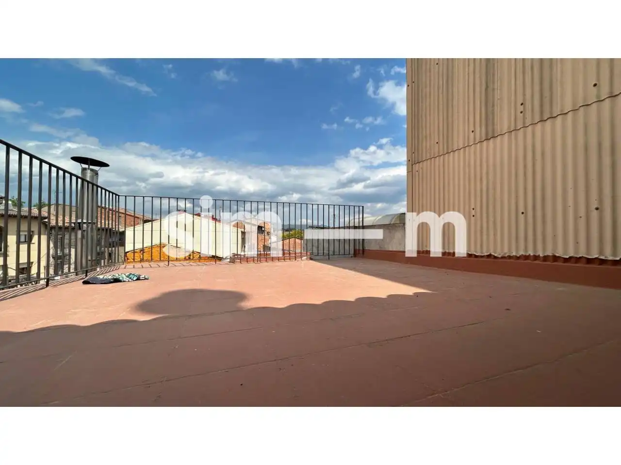Exterior view of Houses for sale in Manlleu  with Air Conditioner, Parquet flooring and Terrace