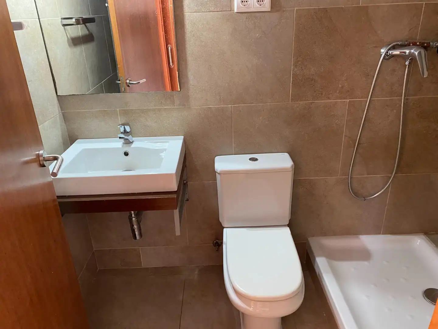 Baño de Dúplex en venta en Gelida con Aire acondicionado, Calefacción y Balcón