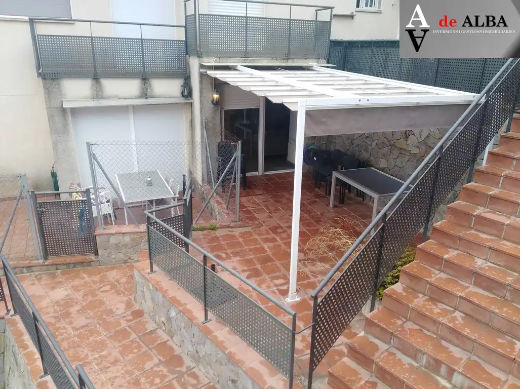 Casa adosada en venta en Carrer de Cervantes, Sant Andreu de la Barca
