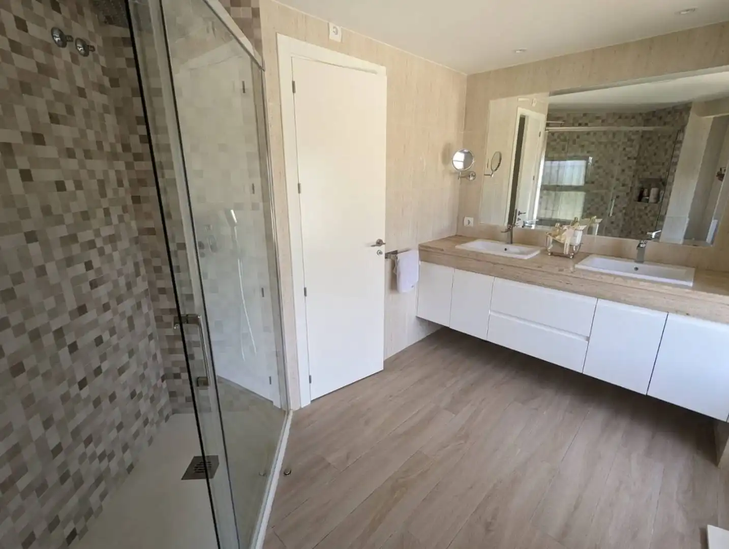 Bany de Casa o xalet de lloguer en Marbella amb Terrassa