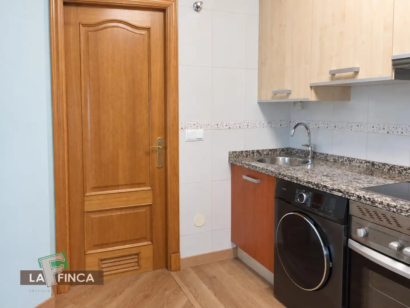 Cocina de Estudio de alquiler en HUCA - La Cadellada