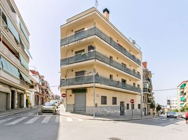 Appartement avec ascenseur à vendre à C/ Barcelona