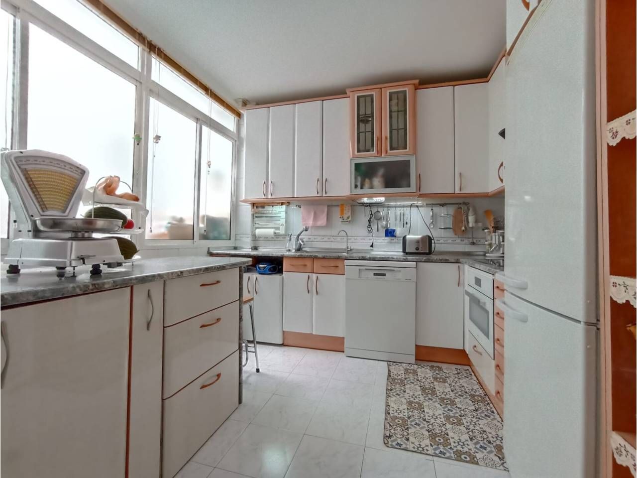 Cuina de Pis en venda en Briviesca amb Calefacció, Parquet i Terrassa