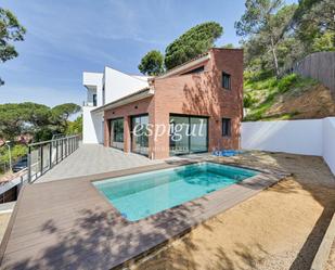 Vista exterior de Casa o xalet en venda en Vallromanes amb Aire condicionat, Calefacció i Jardí privat
