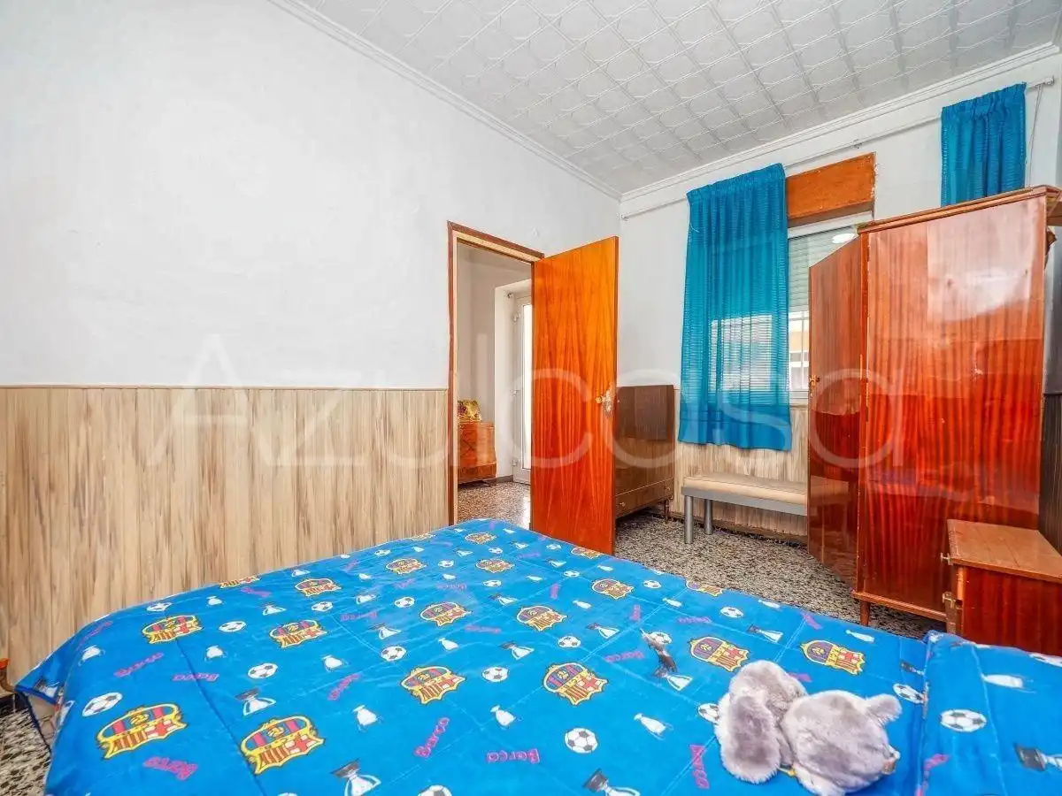 Habitación de Casa adosada en venta en Elche / Elx con Aire acondicionado y Amueblado