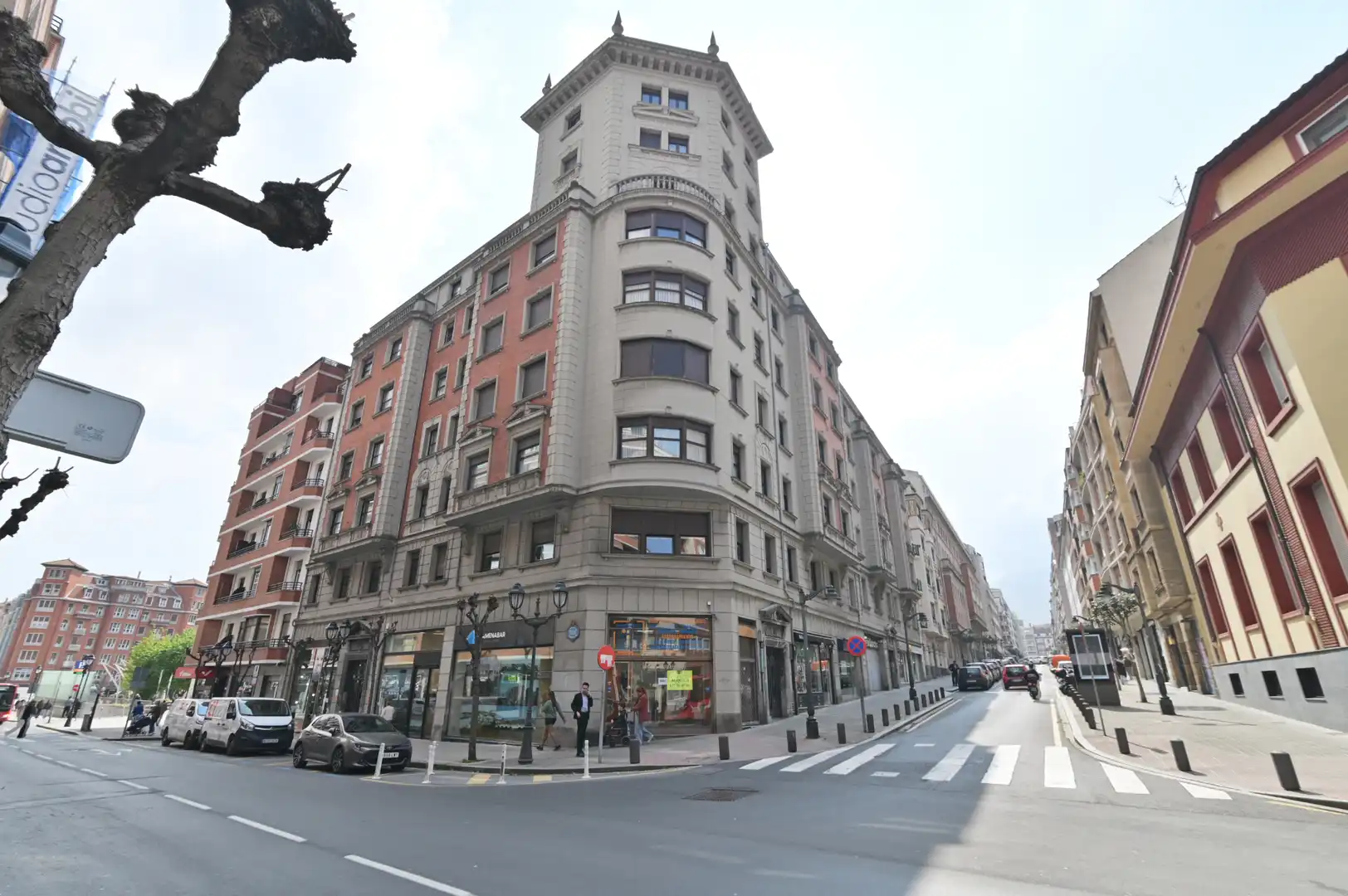 Vista exterior de Piso en venta en Bilbao  con Calefacción y Balcón