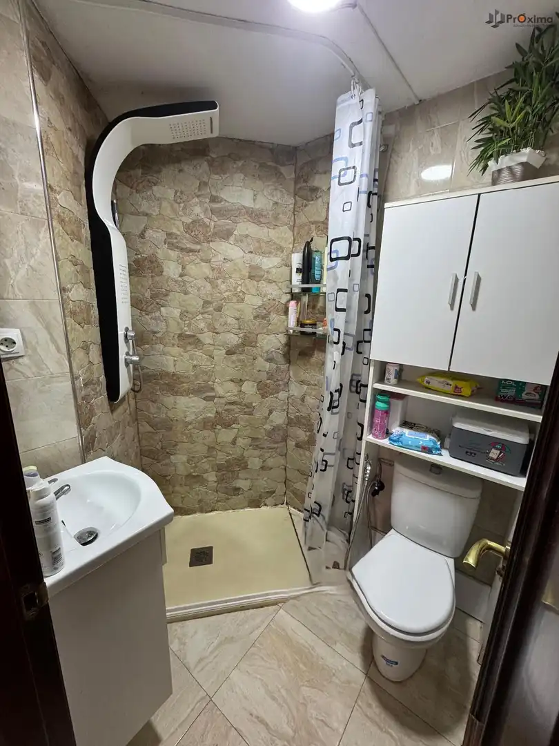 Baño de Piso en venta en Écija con Aire acondicionado