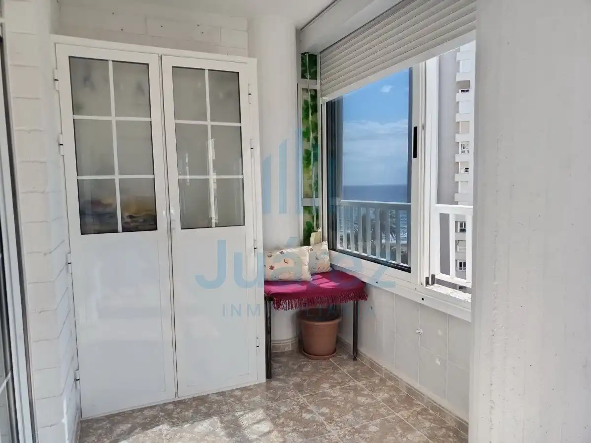 Terrasse von Wohnung zur Miete in Alicante / Alacant mit Klimaanlage, Terrasse und Möbliert