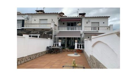 Foto 2 de Casa o xalet en venda a Sector Empuries C, 5a, Francolí - Freser - Noguera, Empuriabrava