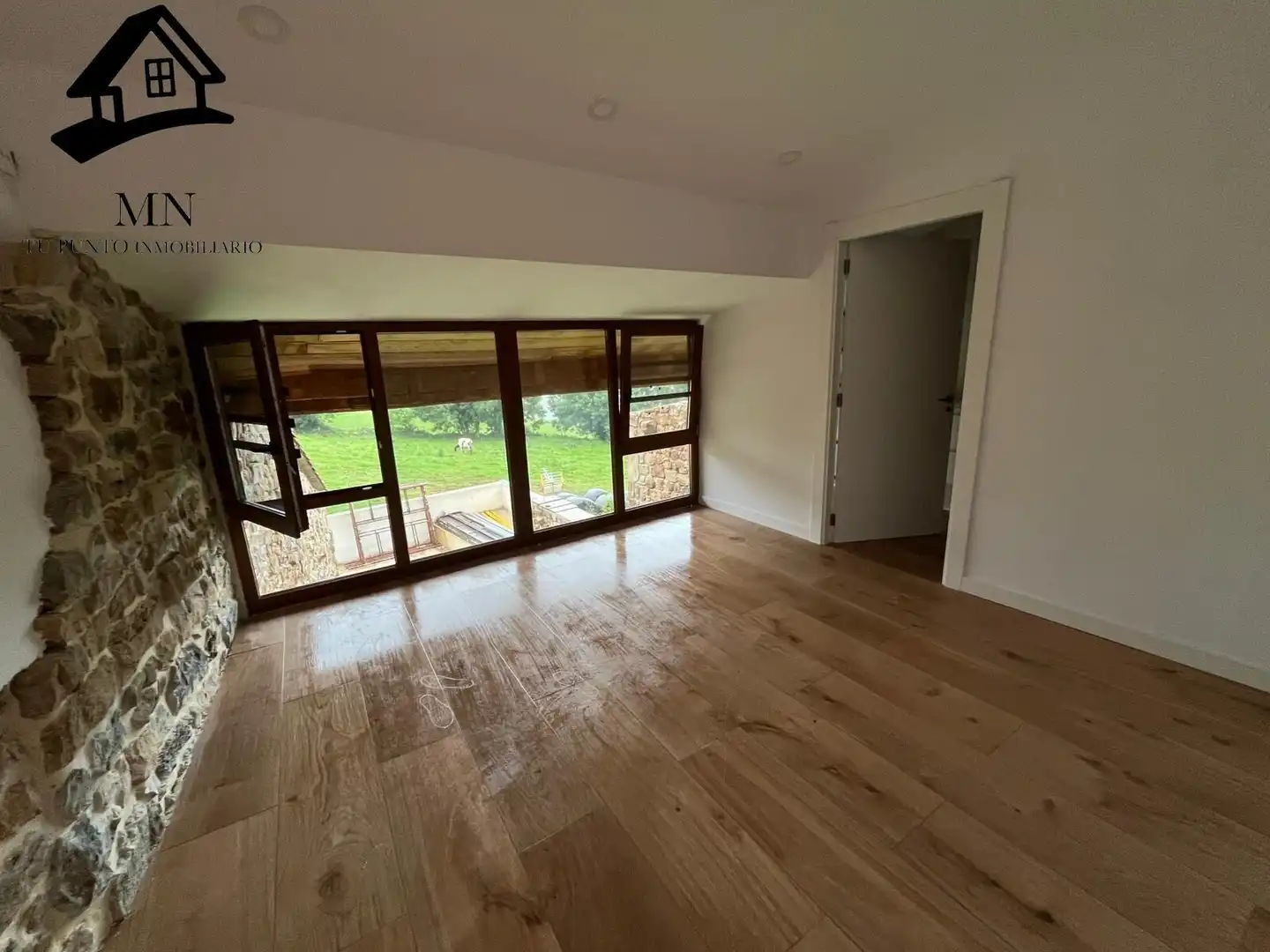 Finca rústica en venda en Villacarriedo amb Jardí privat