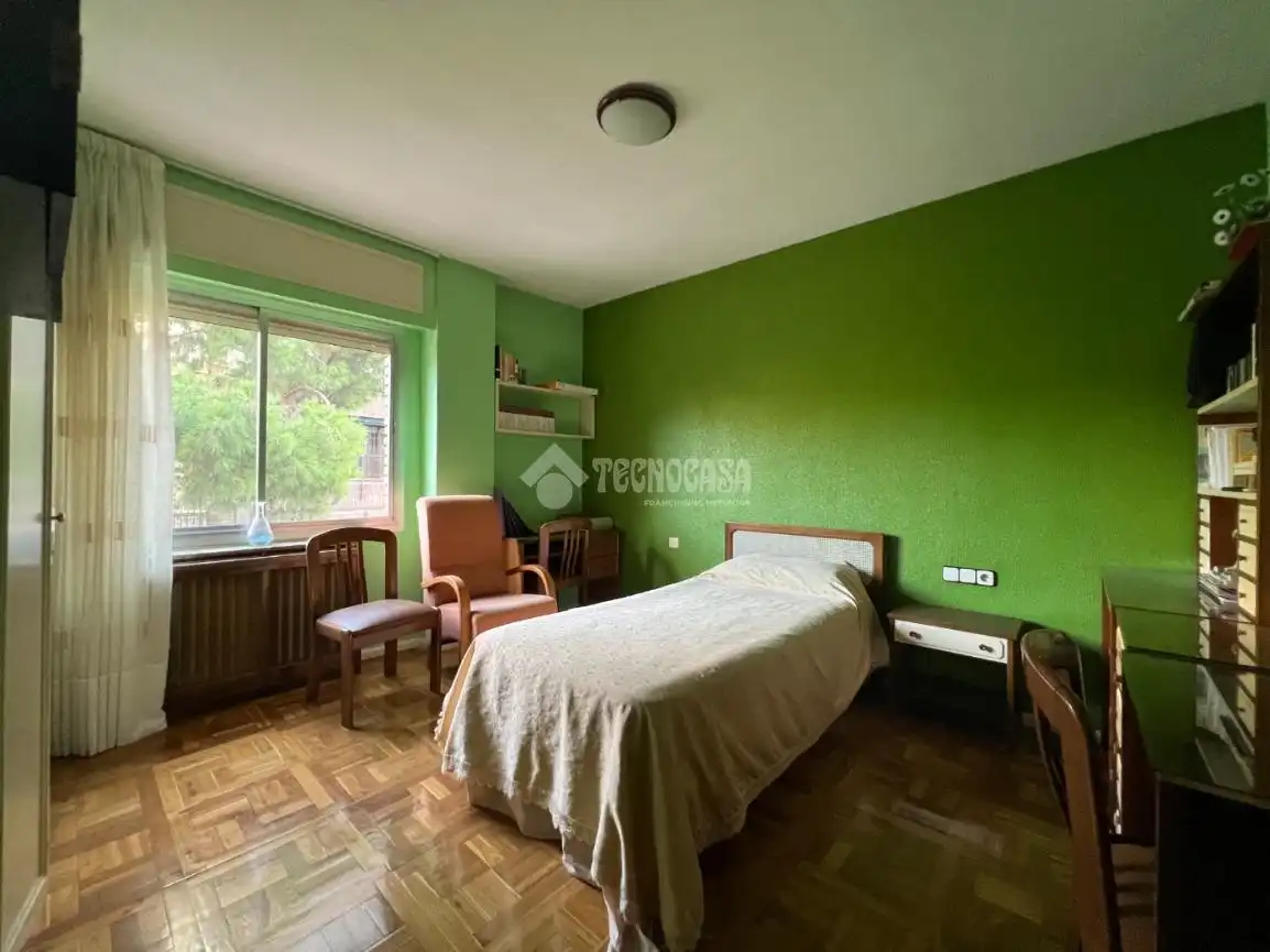 Dormitori de Pis en venda en Chamartín