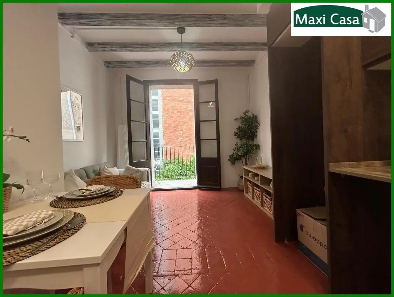 Piso con terraza en venta en Passatge de Maiol