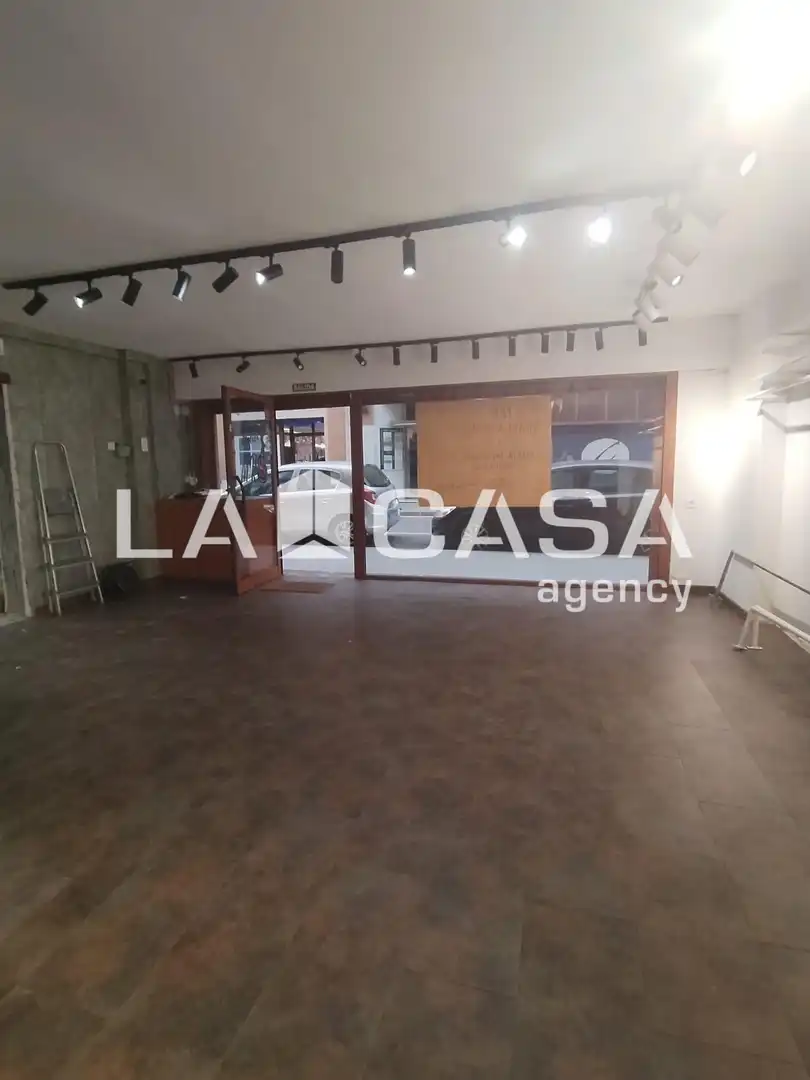 Local comercial en venda a Congost