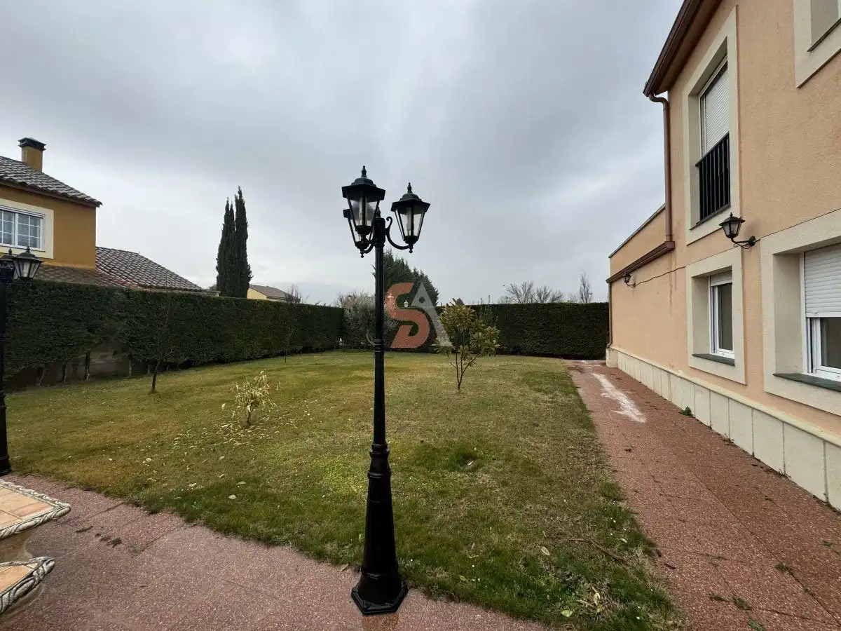 Casa amb terrassa en venda a RÍO PISUERGA, imagen 90