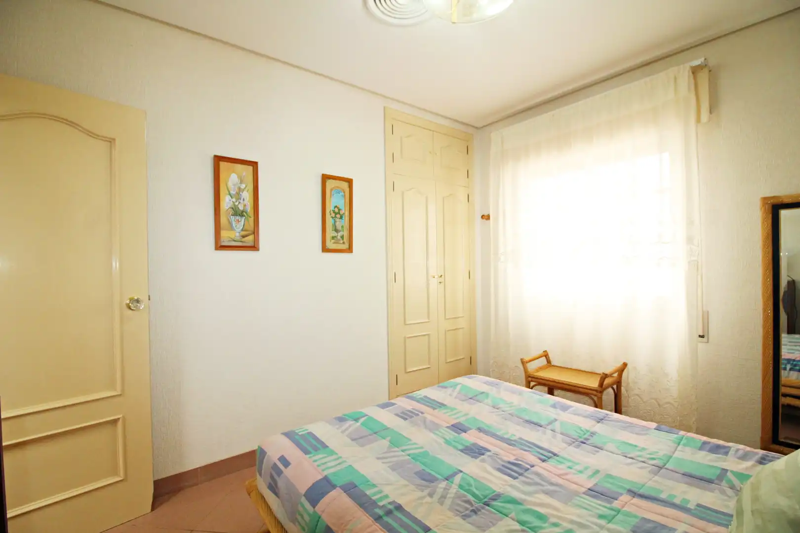 Habitación de Casa adosada en venta en Punta Umbría con Aire acondicionado, Terraza y Trastero