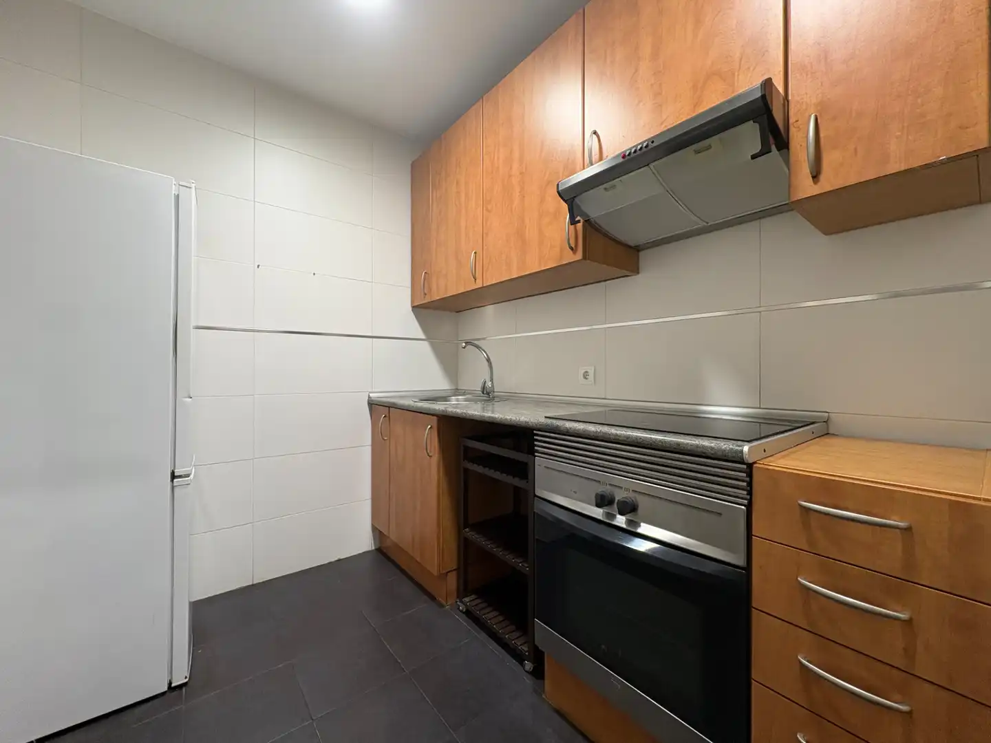 Cuina de Pis en venda en Terrassa amb Parquet, Forn i Rentadora