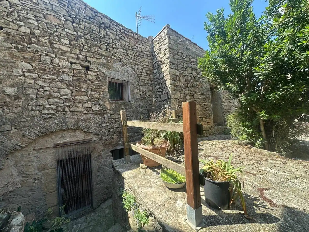Vista exterior de Casa o xalet en venda en Montoliu de Segarra