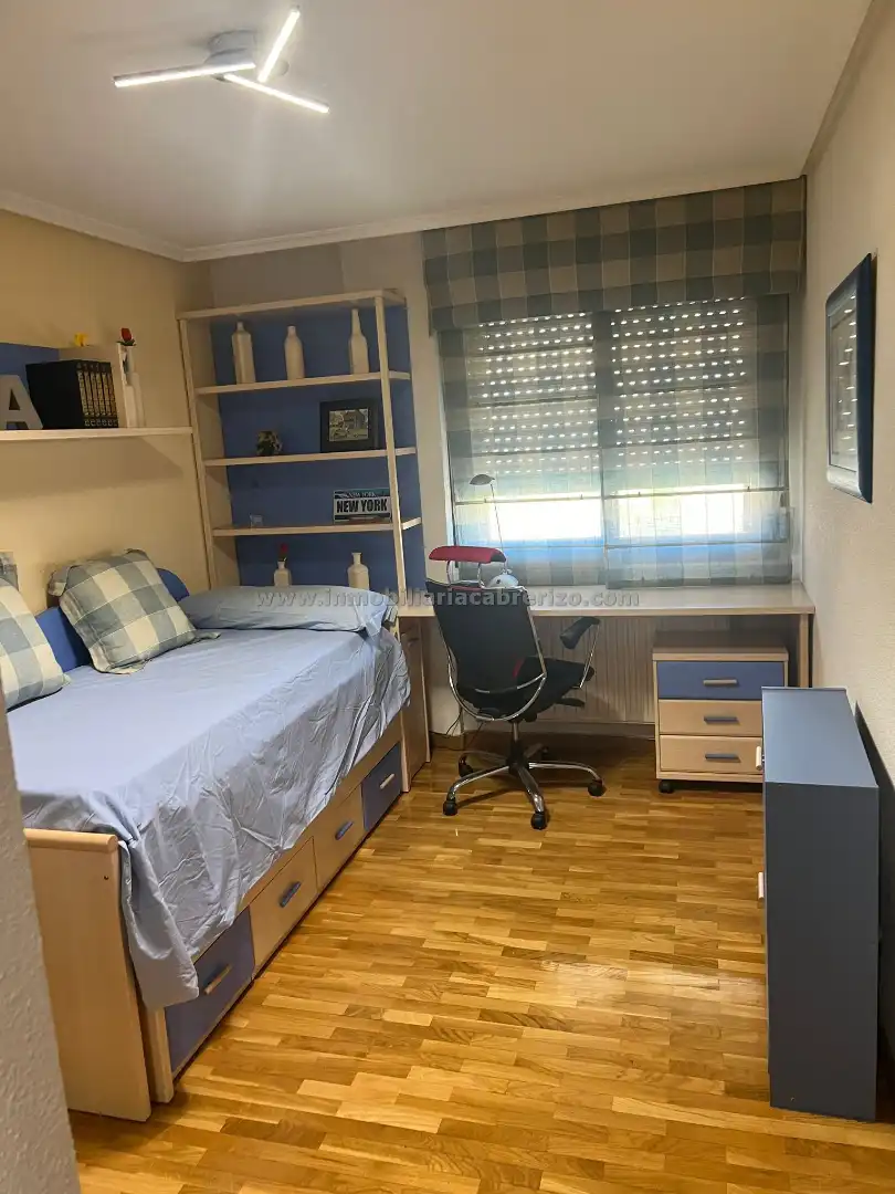 Habitación de Piso en venta en  Logroño con Aire acondicionado, Calefacción y Parquet