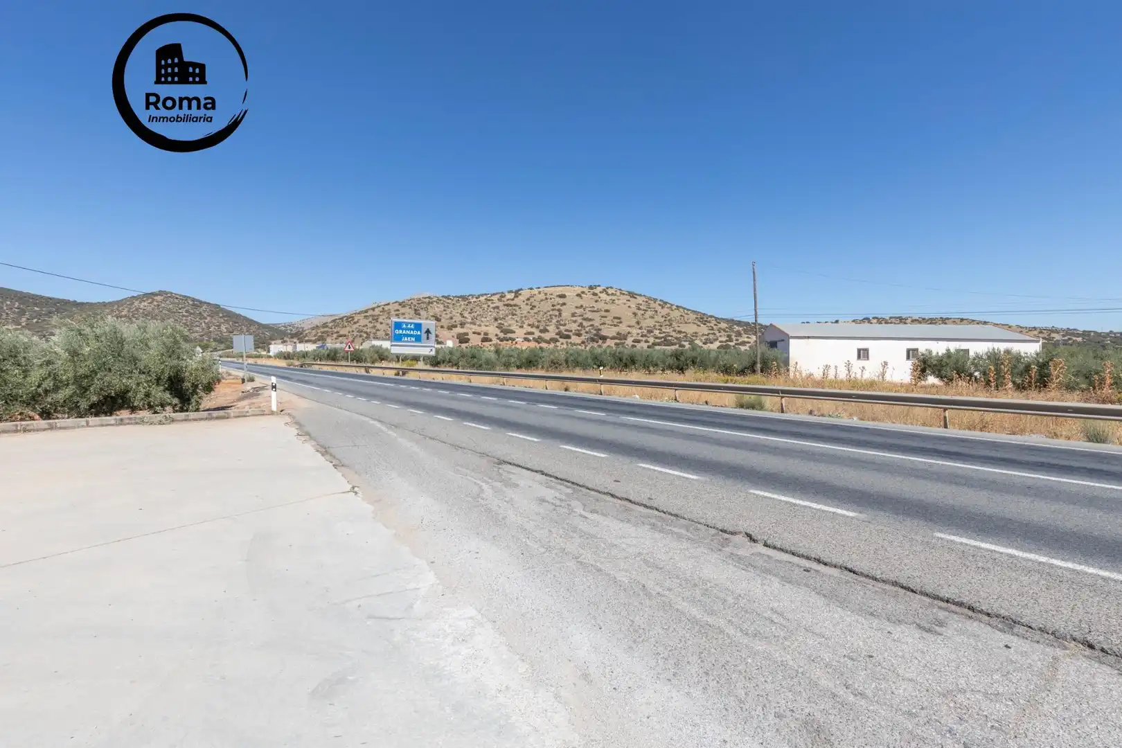Nave industrial en venta en Iznalloz