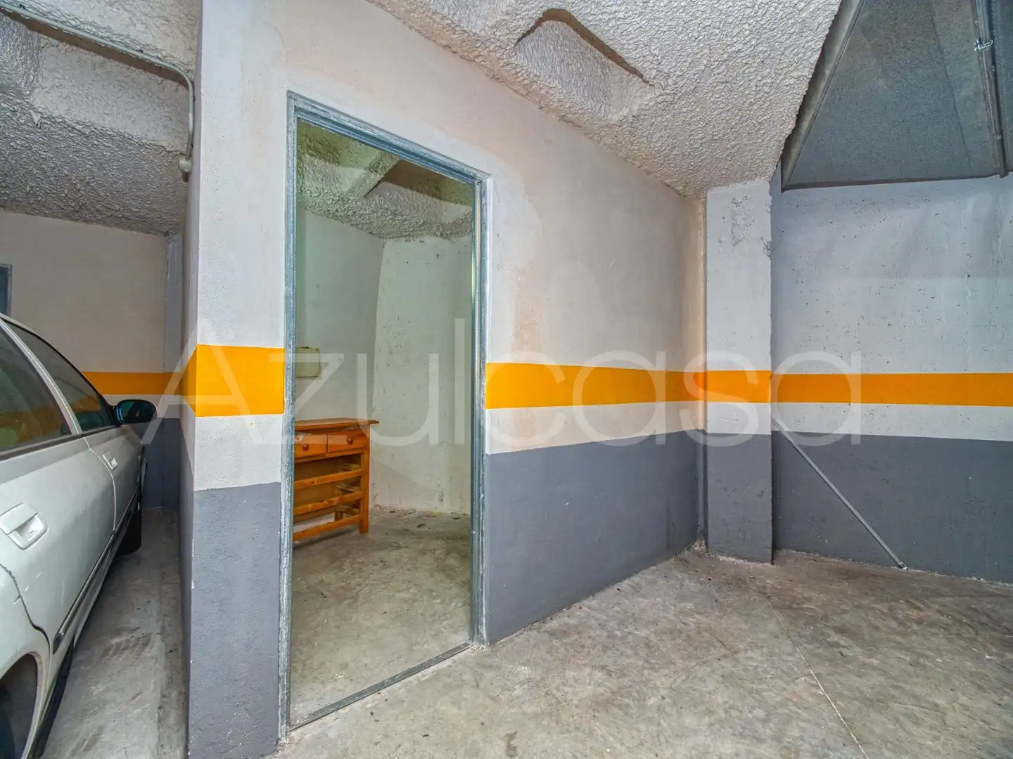 Garage for sale in Alicante / Alacant