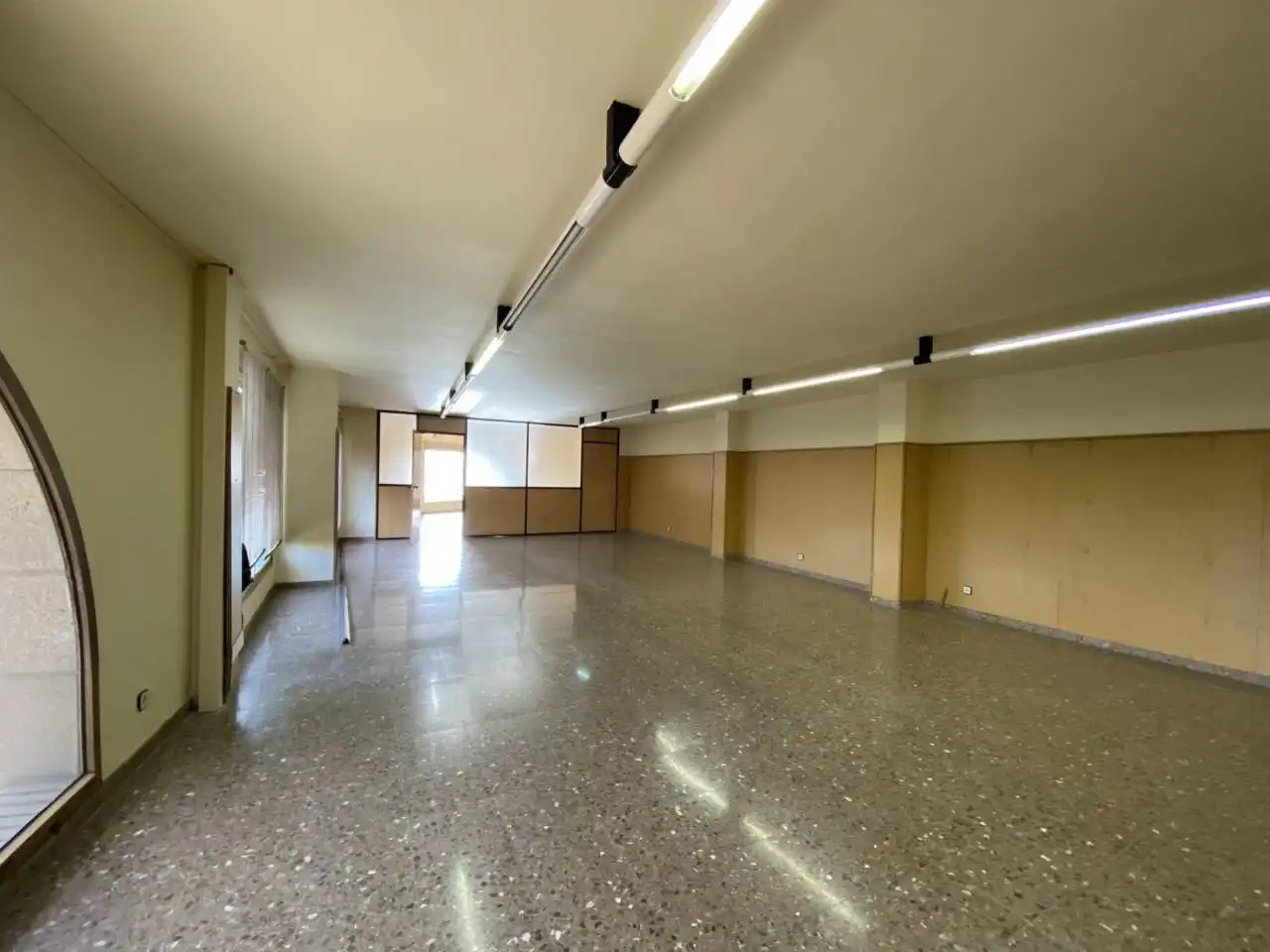 Local comercial de lloguer a Plaza PAU CASALS, imagen 10