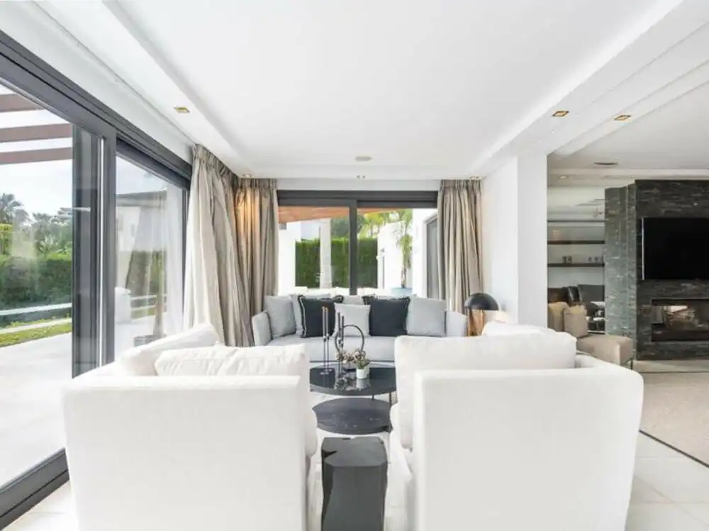 Living room of Houses for rent in Marbella  with Air Conditioner, Private garden and Terrace