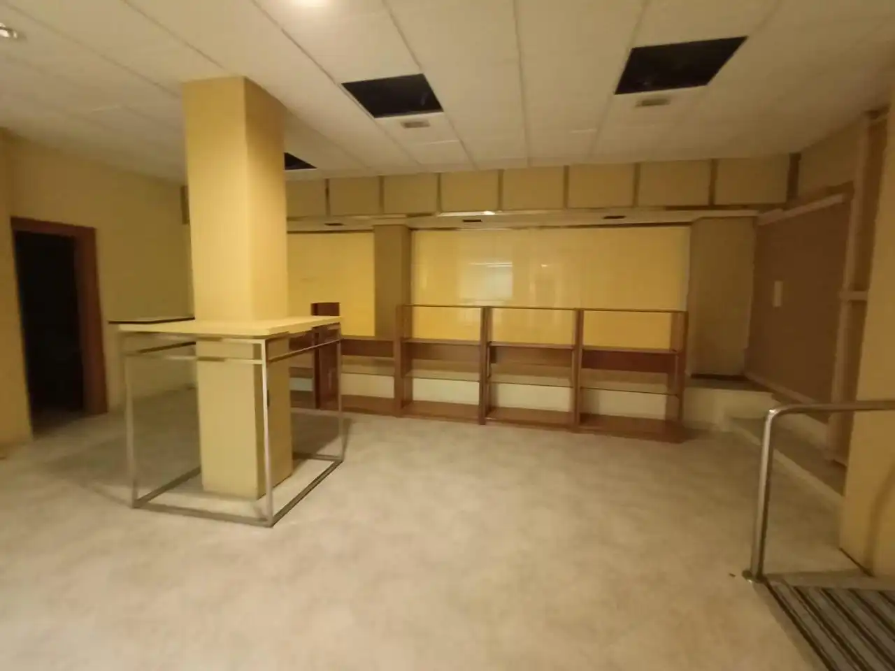 Local comercial en venda a Avenida Virgen Milagrosa, imagen 6