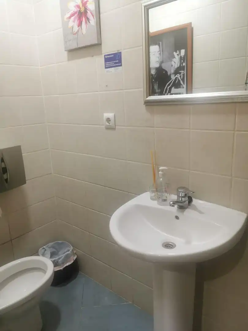 Bany de Local en traspas en Vera