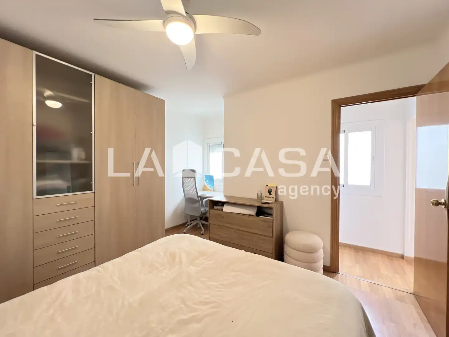 Habitación de Ático en venta en Badalona con Calefacción y Terraza