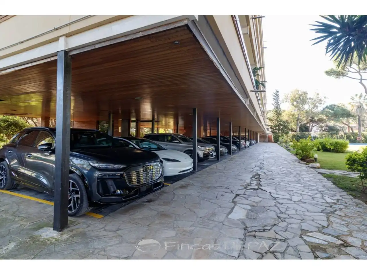 Parking de Ático en venta en Gavà con Aire acondicionado, Calefacción y Parquet