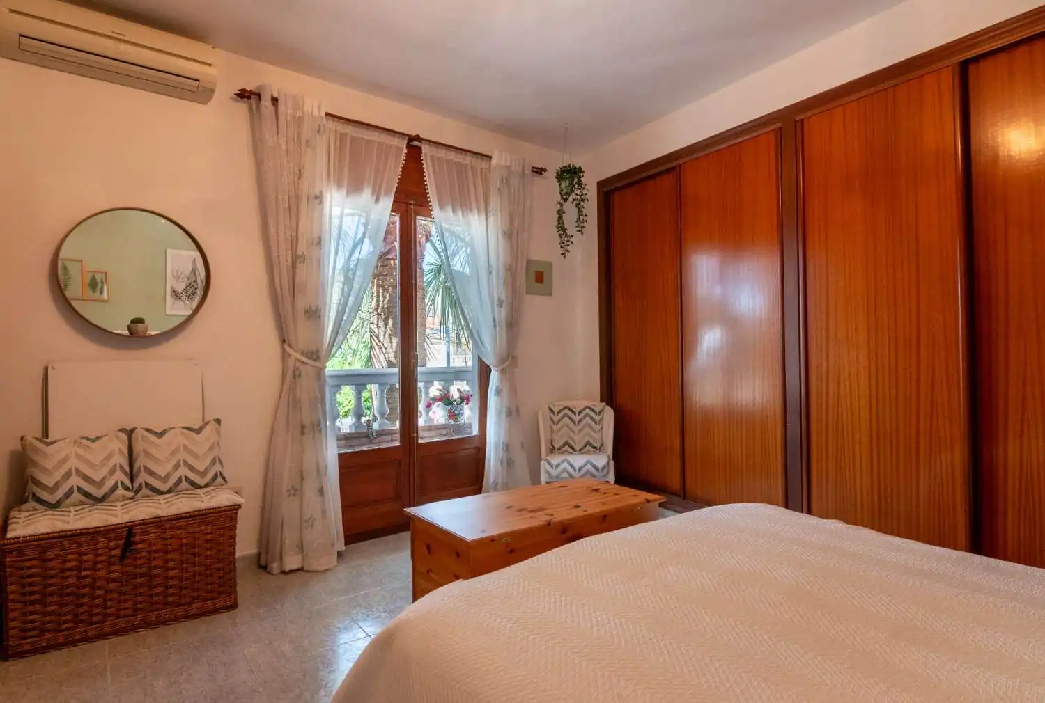 Habitación de Casa adosada en venta en Molvízar con Aire acondicionado, Terraza y Trastero