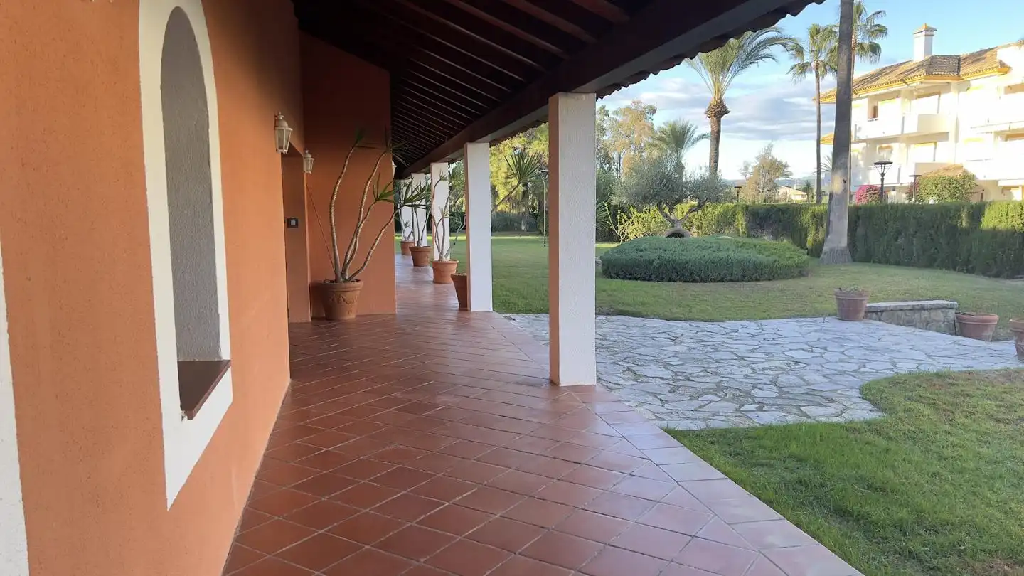 Garten von Erdgeschoss zum Verkauf in Torreblanca mit Klimaanlage, Privatgarten und Terrasse