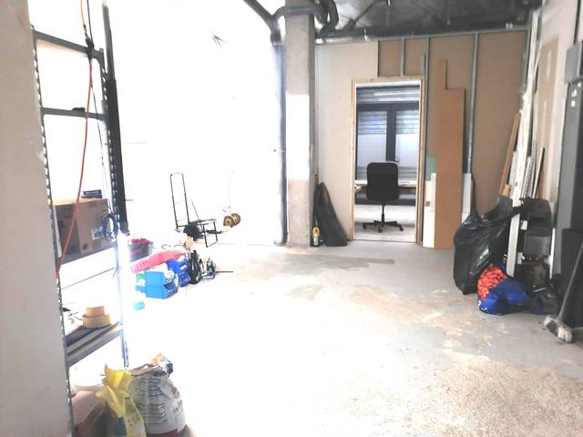 Local comercial en Venta en Segle XX