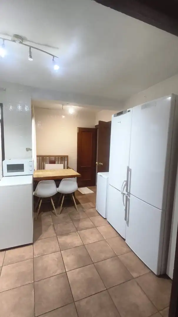 Cocina de Piso de alquiler en Toledo con Aire acondicionado, Calefacción y Amueblado