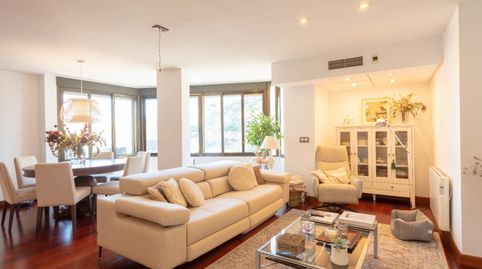 Foto 2 de Apartamento en venta en Casco Antiguo - Sta. Cruz - Ayuntamiento, Alicante / Alacant