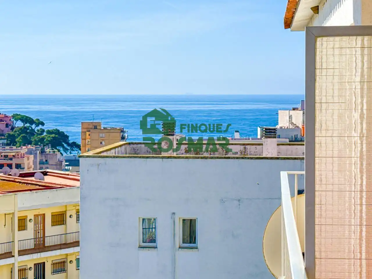 Außenansicht von Wohnung zum Verkauf in Lloret de Mar mit Klimaanlage, Heizung und Terrasse