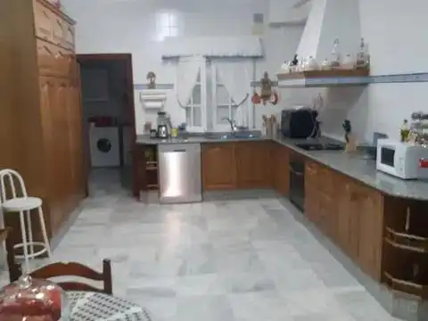 Cocina de Casa o chalet de alquiler en Alcalá de Guadaira con Aire acondicionado, Terraza y Amueblado