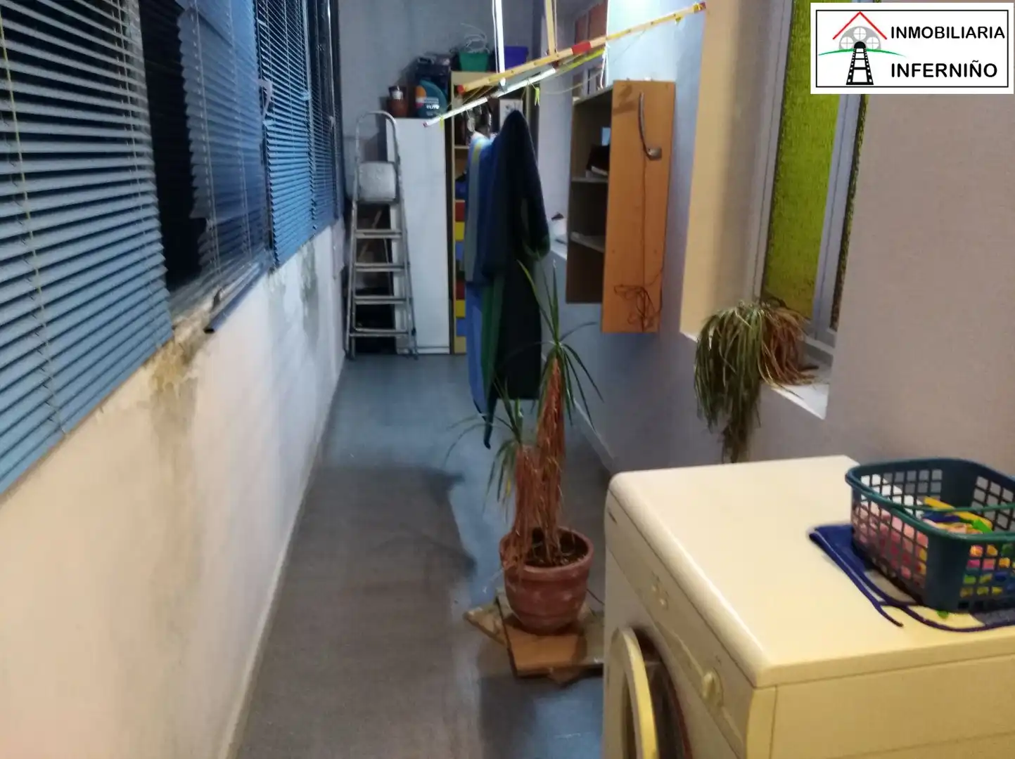 Piso en venta en Ferrol con Terraza, Trastero y Amueblado