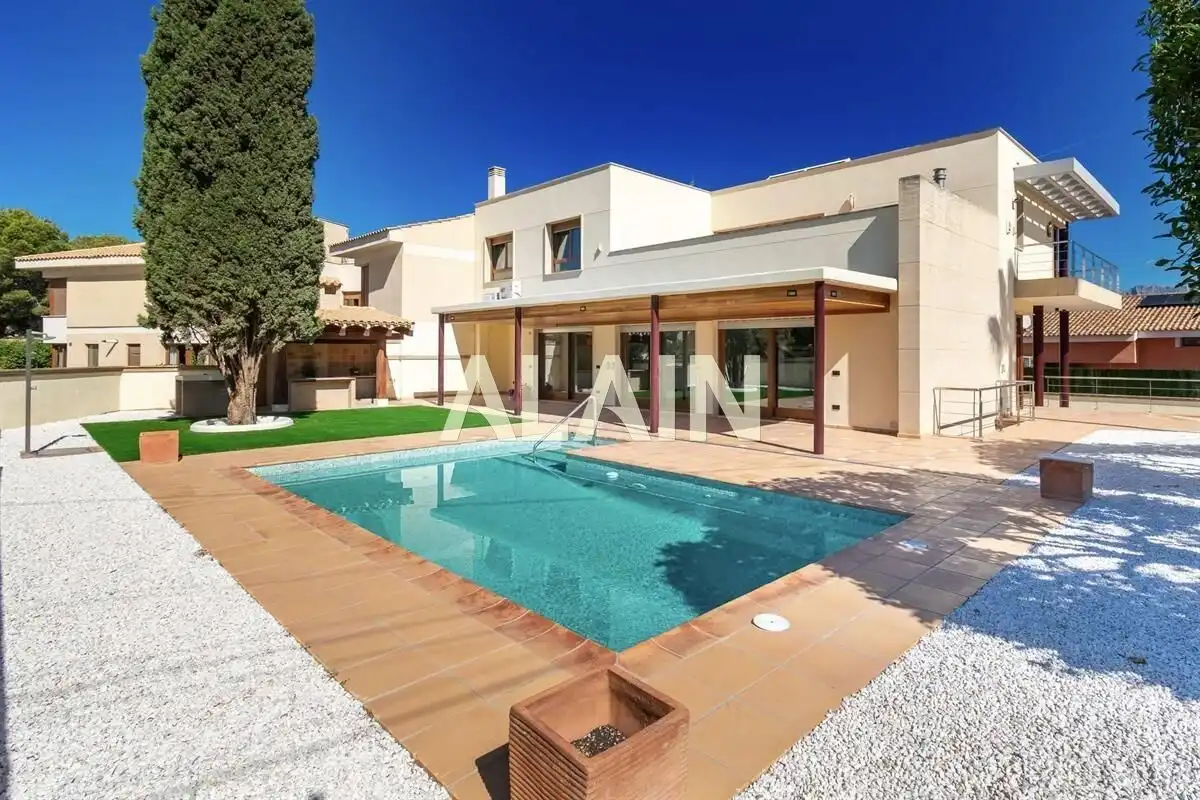Jardín de Casa o chalet en venta en L'Alfàs del Pi con Calefacción, Jardín privado y Terraza