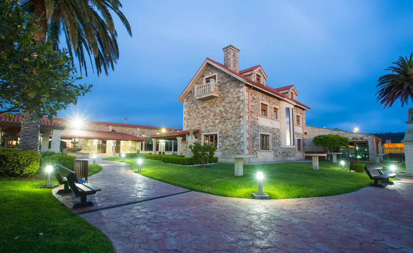 Buildings for sale in Rua aldeola, 41, Malpica de Bergantiños