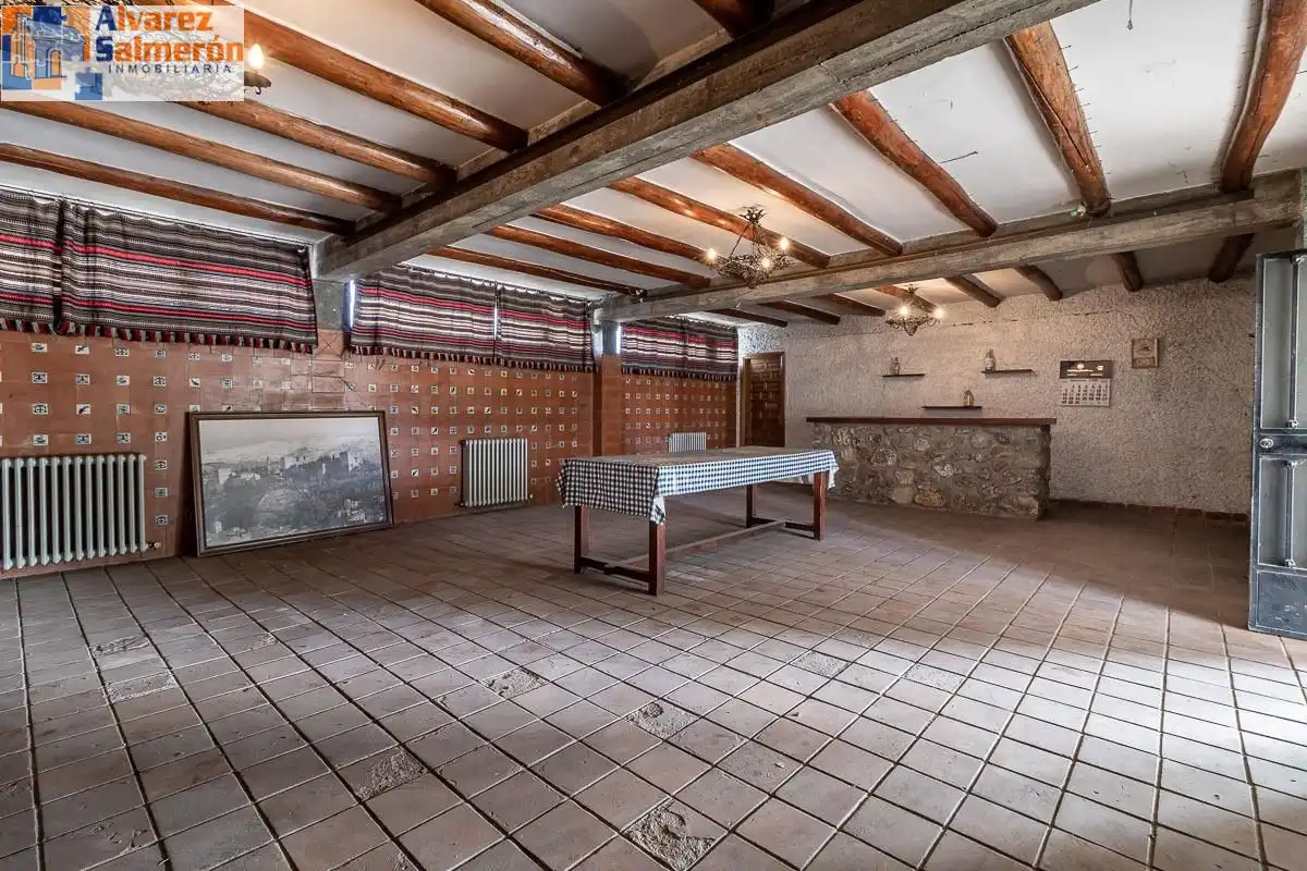 Casa rústica amb piscina en venda a Santa Fe, imagen 9