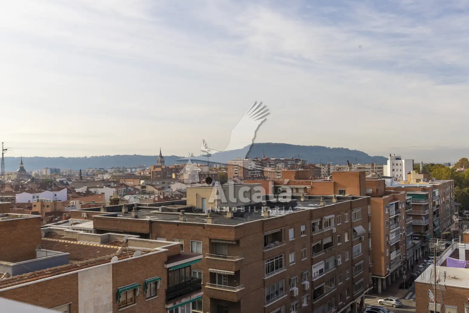 Vista exterior de Piso en venta en Alcalá de Henares con Calefacción y Terraza