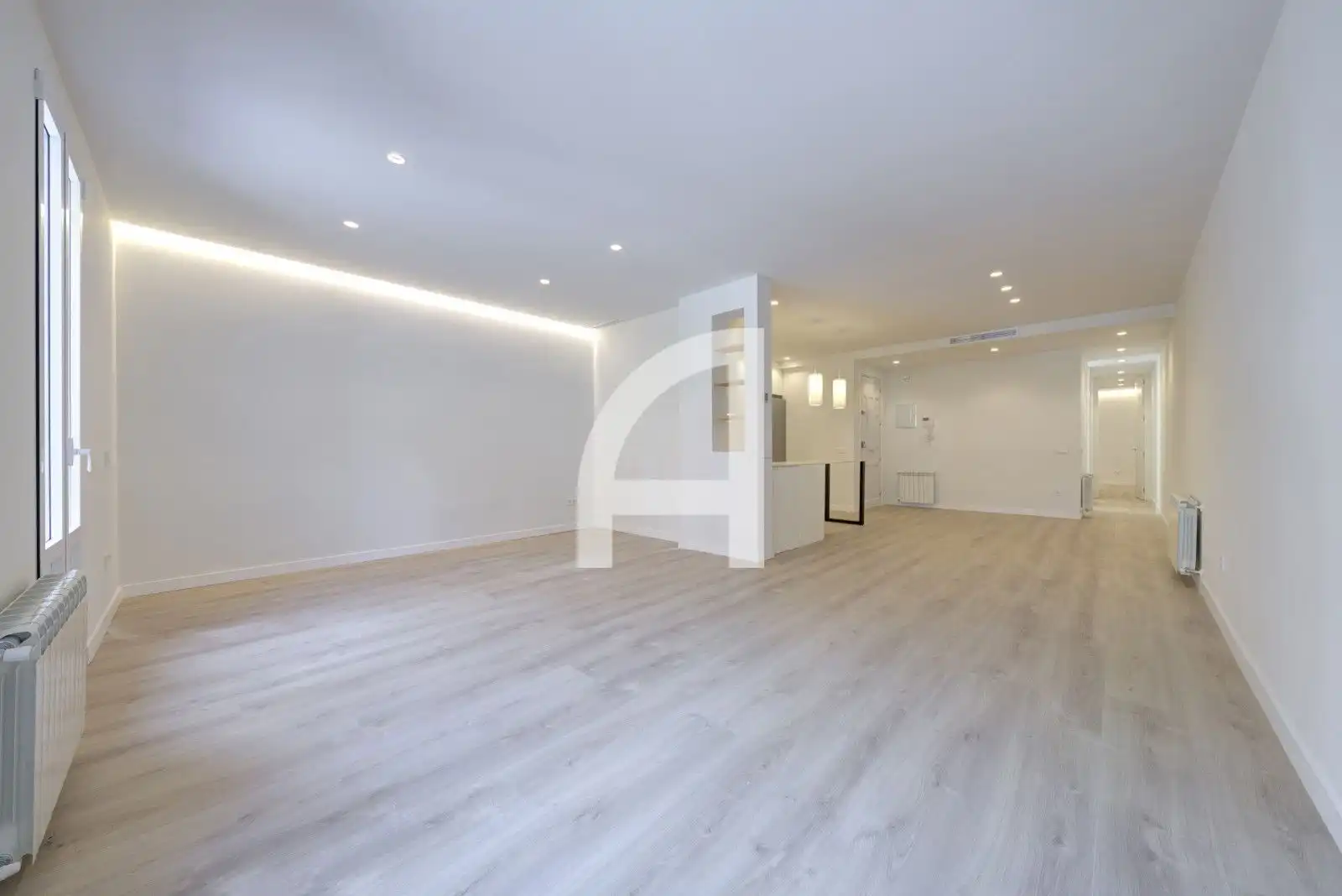 Wohnung zum Verkauf in Madrid mit Klimaanlage, Heizung und Terrasse