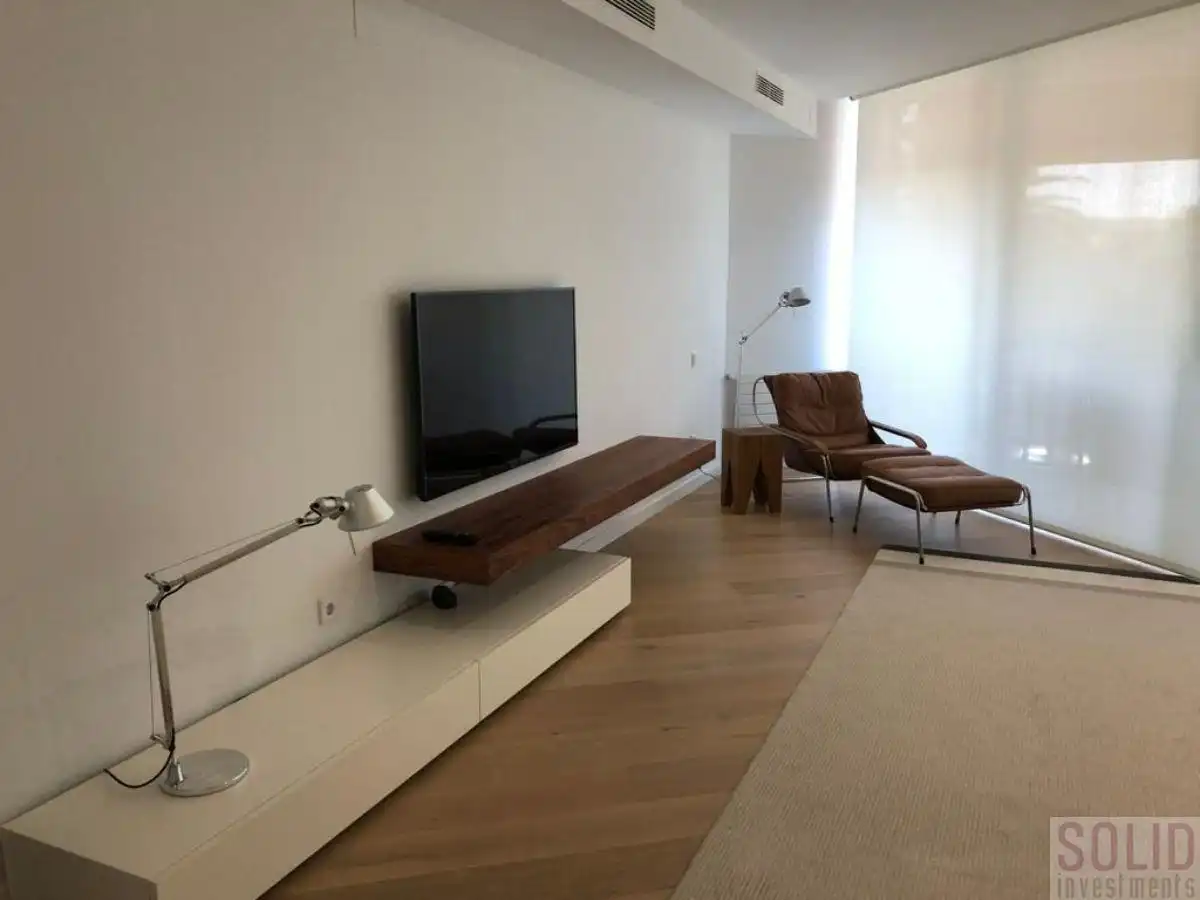 Flat for rent in alameda, Exposició