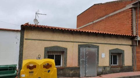 Photo 2 of Single-family semi-detached for sale in Calle Isabel la Catolica, Porzuna, Ciudad Real