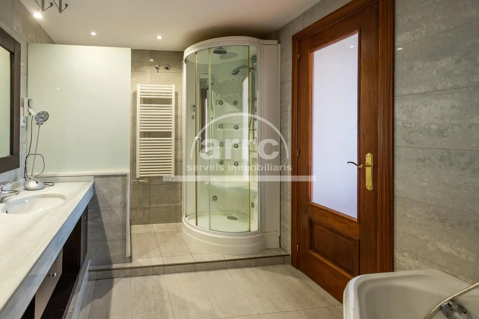 Bathroom of Houses for sale in Vilassar de Dalt  with Air Conditioner, Heating and Private garden