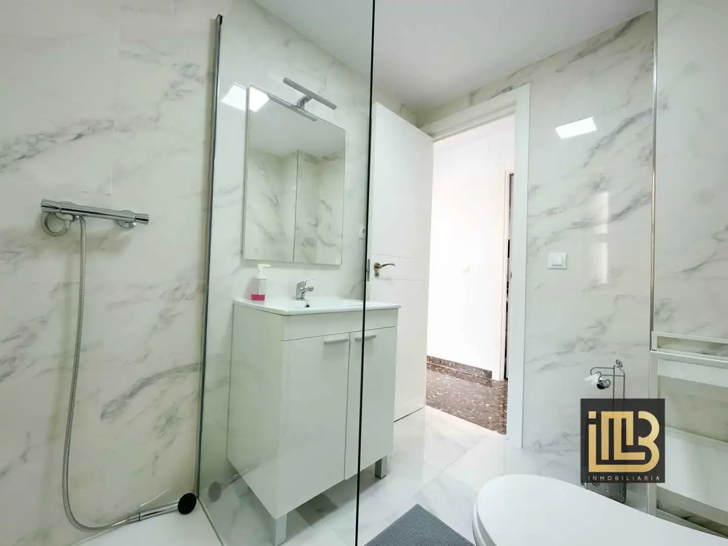 Baño de Piso de alquiler en Málaga con Aire acondicionado, Trastero y Amueblado