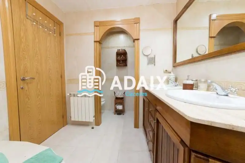 Chalet con piscina en venta en Calle Islas Cíes, imagen 15