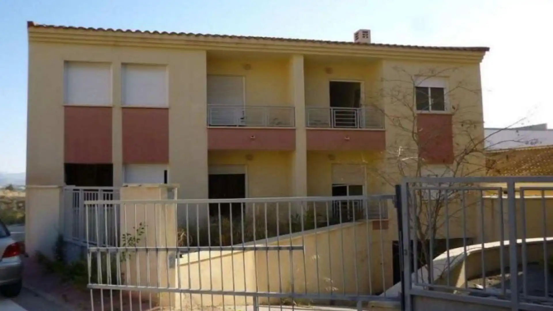 Vista exterior de Garatge en venda en Fortuna